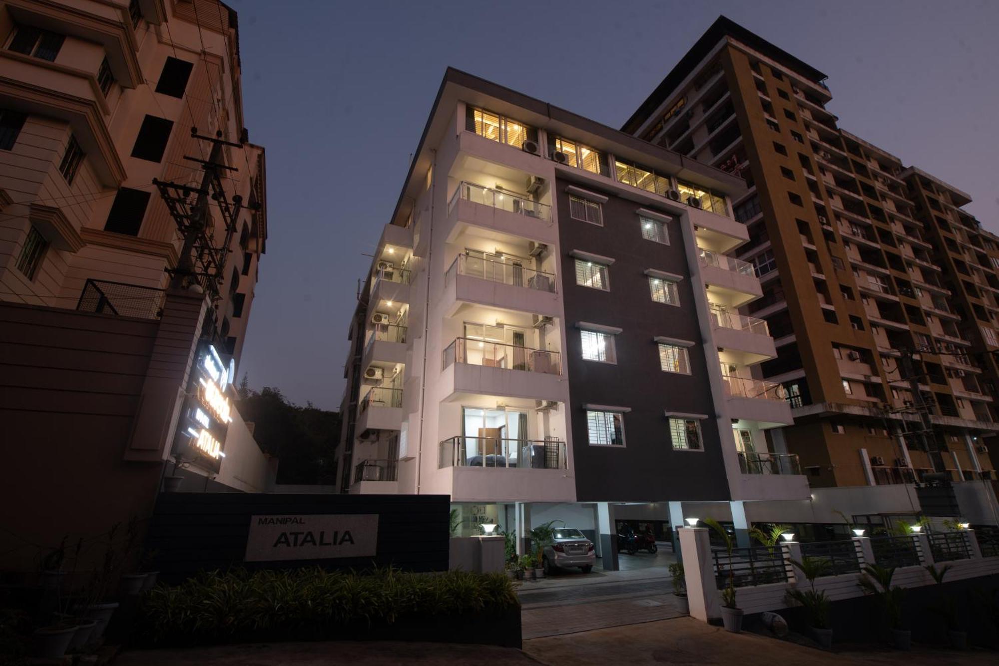 Manipal Atalia Service Apartments Eksteriør billede