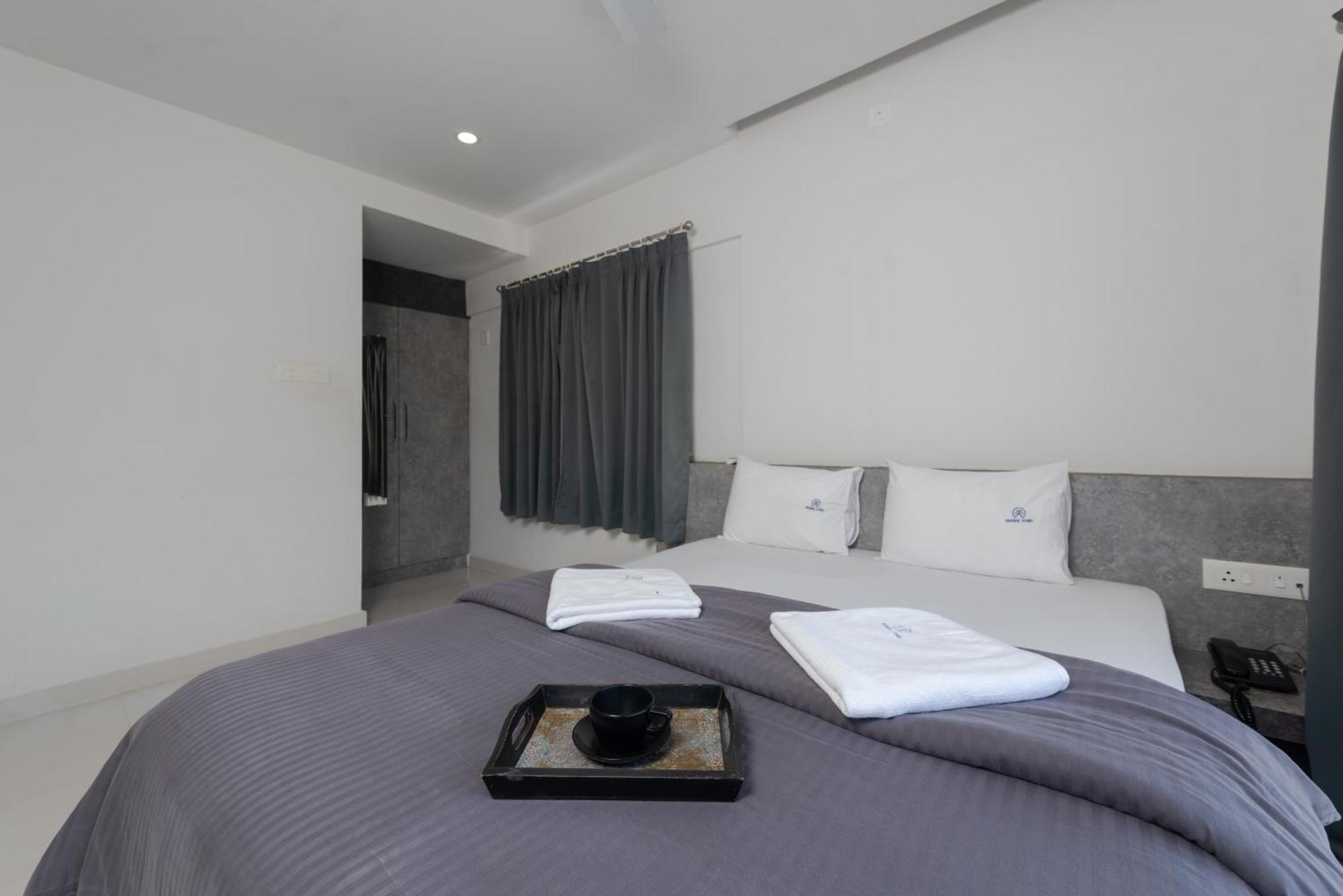 Manipal Atalia Service Apartments Eksteriør billede