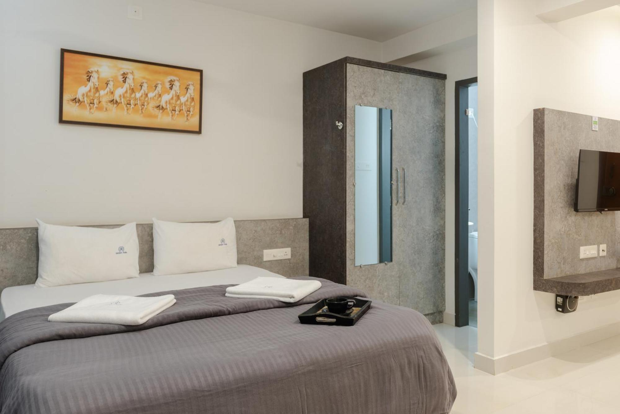 Manipal Atalia Service Apartments Eksteriør billede